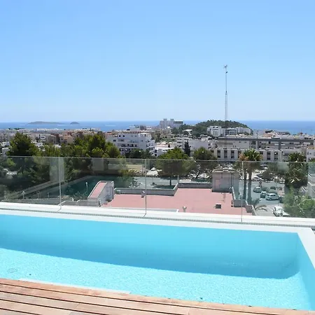 Del Mar Villa